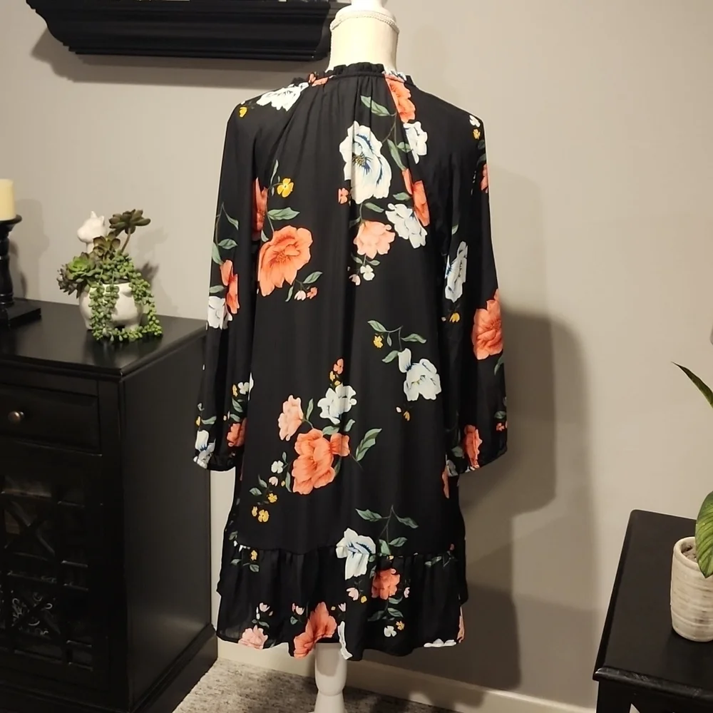 Old Navy floral dress with slip underneath beautiful dress size large - Picture 7 of 10